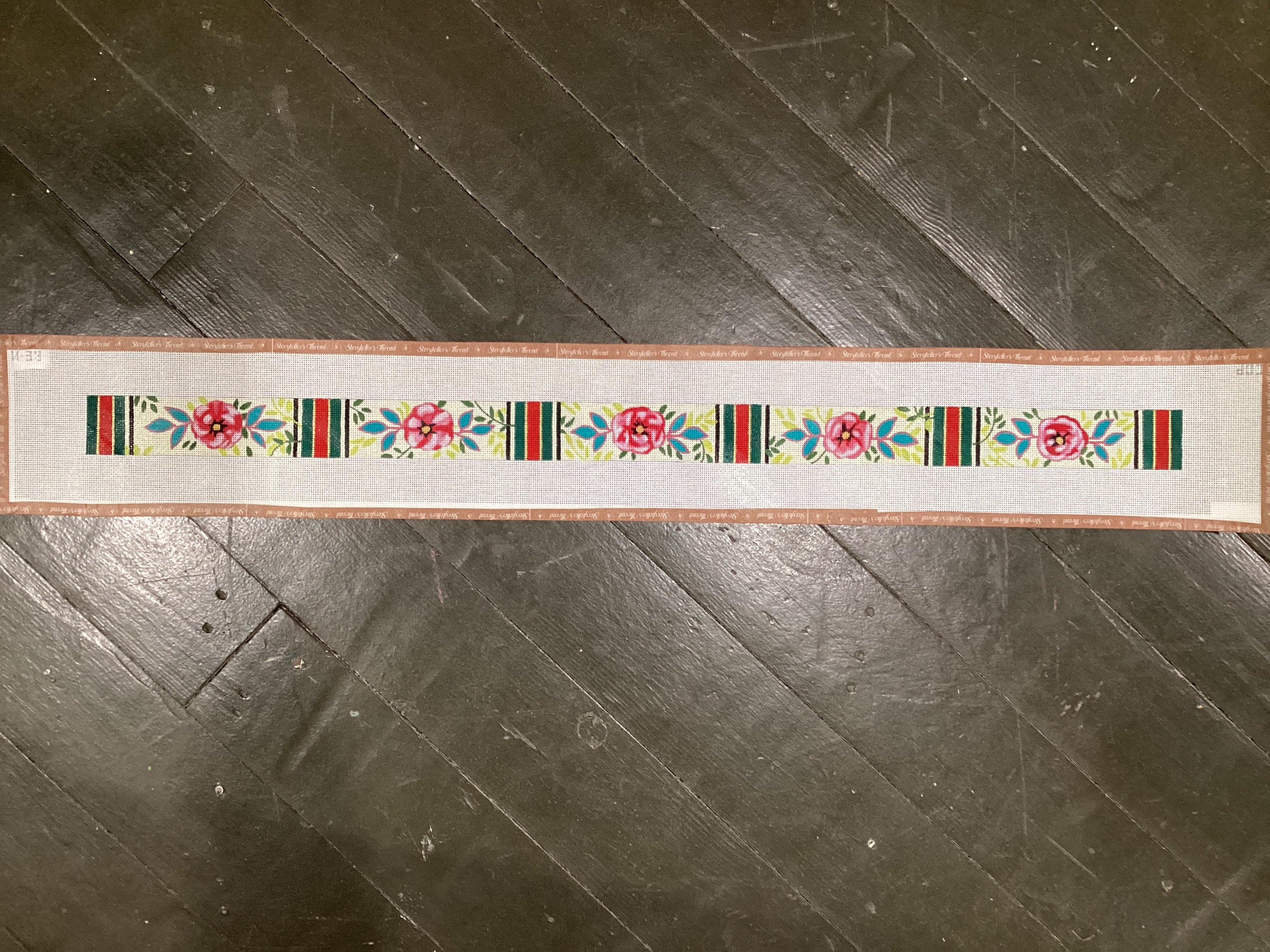 RE11 Strap Floral Belt Needlepoint Canvas